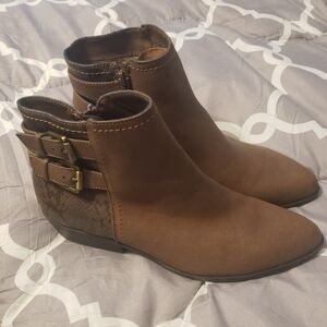 NEW Naturilizer Soul Brown Ankle Boots with Buckle Detail size 9